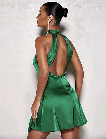 Zelena satenska mini haljina sa halter kragnom - Materijal: glatki na lalafo.rs — 2 Zelena satenska mini haljina sa halter kragnom - Materijal: glatki — 2