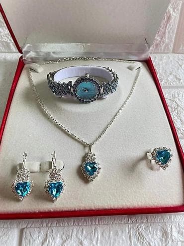 Ženski kompleti sa satom odmah dostupno!!!
Cena:2000din na lalafo.rs — 8 Ženski kompleti sa satom odmah dostupno!!!
Cena:2000din — 8