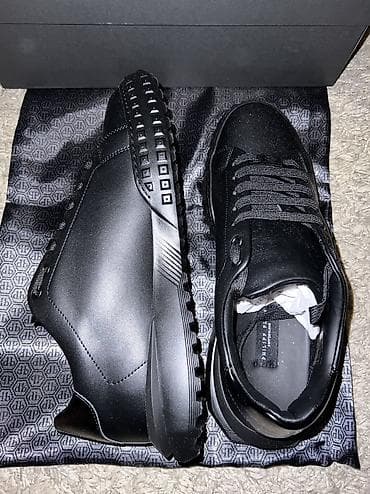 PHILIPP PLEIN Nappa Leather Low-Top Sneakers Hexagon vel.44 NOVO
LAES na lalafo.rs — 5 PHILIPP PLEIN Nappa Leather Low-Top Sneakers Hexagon vel.44 NOVO
LAES — 5