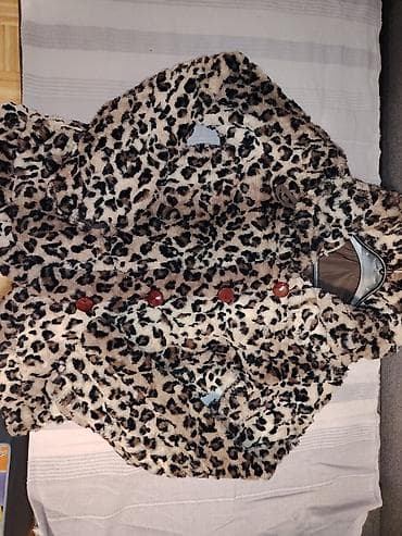 Ženska jakna od veštačkog krzna sa leopard printom - Materijal na lalafo.rs — 3 Ženska jakna od veštačkog krzna sa leopard printom - Materijal — 3