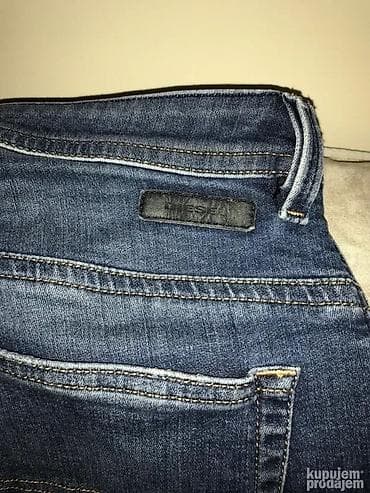 Original DIESEL farmerice 32-33 98% cotton 2% elastin Polustruk na lalafo.rs — 4 Original DIESEL farmerice 32-33 98% cotton 2% elastin Polustruk — 4