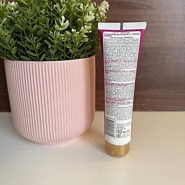 cista koza broj: Nova beloruska Krem-kompleks „Ultra Hand Care“ 7 u 1 za ruke i nokte na lalafo.rs — 2 cista koza broj: Nova beloruska Krem-kompleks „Ultra Hand Care“ 7 u 1 za ruke i nokte — 2