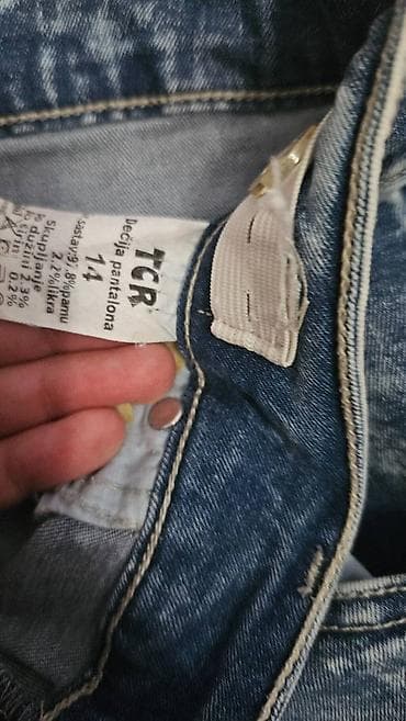 Farmerice za devpjčice ili mršavije devojke. Veličina je 14. Ja nosim na lalafo.rs — 5 Farmerice za devpjčice ili mršavije devojke. Veličina je 14. Ja nosim — 5