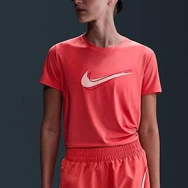 NIKE Dri-FIT One Swoosh Women's Running T-Shirt vel. S NOVO
HJ na lalafo.rs NIKE Dri-FIT One Swoosh Women's Running T-Shirt vel. S NOVO
HJ