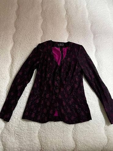 Blazers: Divan potpuno ocuvan Mona sako - blejzer, moze biti i kosulja jer je at lalafo.rs — 1 Blazers: Divan potpuno ocuvan Mona sako - blejzer, moze biti i kosulja jer je — 1