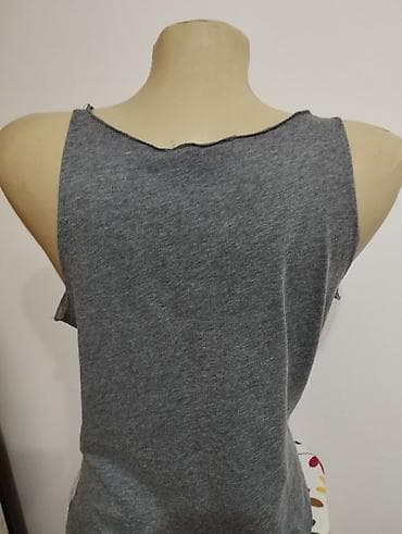 prsluk jaknica mango u: MANGO BLUZICA BEZ RUKAVA.
POGLEDAJTE I OSTALE MOJE OGLASE at lalafo.rs — 2 prsluk jaknica mango u: MANGO BLUZICA BEZ RUKAVA.
POGLEDAJTE I OSTALE MOJE OGLASE — 2