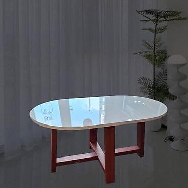 Drveni /klub sto sa sjajnom belom pločom - Opcije oblika: okrugli ili na lalafo.rs Drveni /klub sto sa sjajnom belom pločom - Opcije oblika: okrugli ili