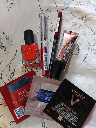 Beauty & Care: Kozmetički set – šminka i skincare mini pakovanja Sadržaj: - Lak za at lalafo.rs — 1 Beauty & Care: Kozmetički set – šminka i skincare mini pakovanja Sadržaj: - Lak za — 1