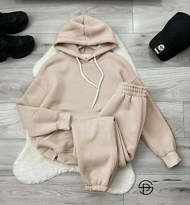 Unisex komplet trenerke – dukserica s kapuljačom i donji deo - Model at lalafo.rs — 6 Unisex komplet trenerke – dukserica s kapuljačom i donji deo - Model — 6