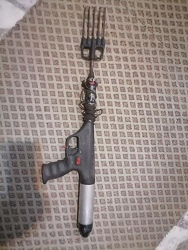 Maresol podvodna puška sa višestrukim kopljem, idealna za podvodni na lalafo.rs Maresol podvodna puška sa višestrukim kopljem, idealna za podvodni