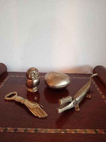 Dekorativni set od mesinga – 4 komada - Figura krokodila/štampač za na lalafo.rs Dekorativni set od mesinga – 4 komada - Figura krokodila/štampač za