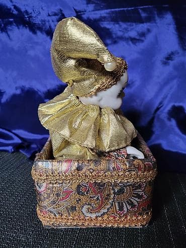 Home Decor: Muzicka kutija,porcelanski rotirajuci pajac iz 80ih godina. Muzicka at lalafo.rs — 9 Home Decor: Muzicka kutija,porcelanski rotirajuci pajac iz 80ih godina. Muzicka — 9