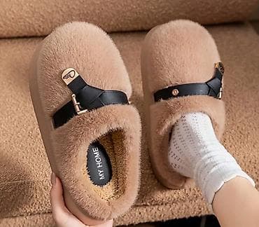 Women's Footwear: 08. Papuče:
2.290 dinara
36-41 at lalafo.rs — 3 Women's Footwear: 08. Papuče:
2.290 dinara
36-41 — 3
