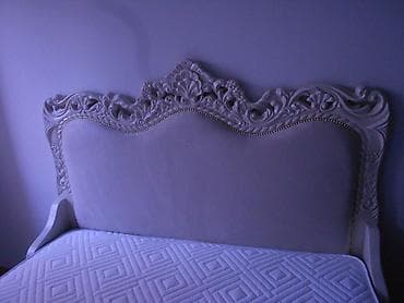 Chairs: Stilski nov bračni krevet u duborezu. Nov luksuzan stilski nameštaj at lalafo.rs — 3 Chairs: Stilski nov bračni krevet u duborezu. Nov luksuzan stilski nameštaj — 3