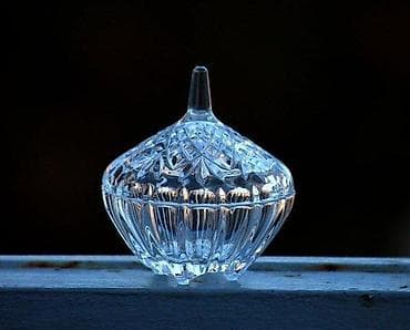 Kristalna posuda za kavijar. Cena za komad Kristalna posuda za kavijar na lalafo.rs — 2 Kristalna posuda za kavijar. Cena za komad Kristalna posuda za kavijar — 2