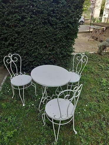Stol i cetri stolice za bastu metalne stabilne cvrste na lalafo.rs — 4 Stol i cetri stolice za bastu metalne stabilne cvrste — 4