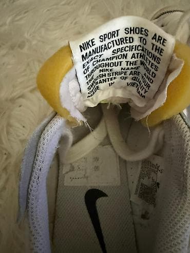 Other: Nike Blazer Low Platform (model DQ) - Bele kožne patike sa crnim at lalafo.rs — 4 Other: Nike Blazer Low Platform (model DQ) - Bele kožne patike sa crnim — 4