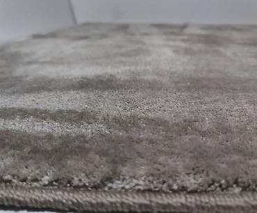 Belgijski tepih proverenog kvaliteta Cena 6500 dinara Opis oglasa na lalafo.rs — 1 Belgijski tepih proverenog kvaliteta Cena 6500 dinara Opis oglasa — 1