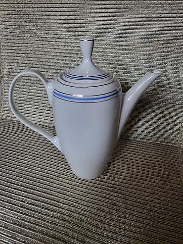 Home & Garden: Bokal nov Alba Julia porcelan iz 70ih. Bokal sve na njemu odsjaj od at lalafo.rs — 1 Home & Garden: Bokal nov Alba Julia porcelan iz 70ih. Bokal sve na njemu odsjaj od — 1