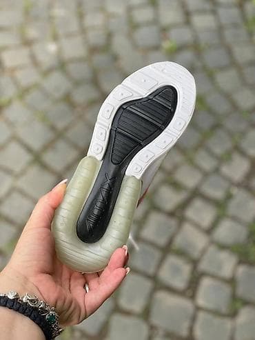 Nike air max 270 patike A klasa Novo Brojevi 36 do 41 fb Moja na lalafo.rs — 9 Nike air max 270 patike A klasa Novo Brojevi 36 do 41 fb Moja — 9