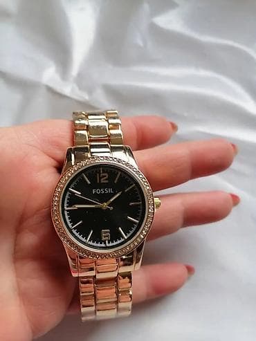 Ženski ručni satovi – elegantni modeli sa metalnim narukvicama - na lalafo.rs — 7 Ženski ručni satovi – elegantni modeli sa metalnim narukvicama - — 7