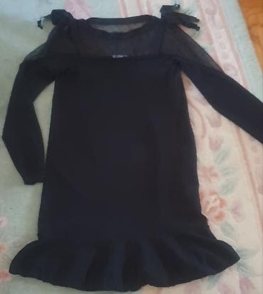 Red VALENTINO original haljina. Dugih rukava, knit, til je na ramenima na lalafo.rs — 6 Red VALENTINO original haljina. Dugih rukava, knit, til je na ramenima — 6