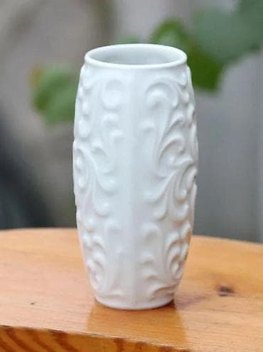 Unikatna vintage vaza - Bavaria Wunsiedel, porcelan, 16 cm. Redak na lalafo.rs — 4 Unikatna vintage vaza - Bavaria Wunsiedel, porcelan, 16 cm. Redak — 4