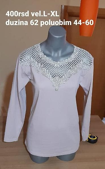 Bluza sa dugim rukavima i dekorativnom čipkom oko izreza. - Velicina na lalafo.rs — 1 Bluza sa dugim rukavima i dekorativnom čipkom oko izreza. - Velicina — 1