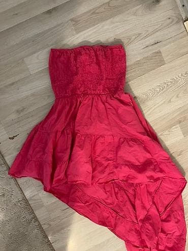 OBE HALJINE ZA 1000 dinara Letnja strapless haljina sa volanima - na lalafo.rs — 1 OBE HALJINE ZA 1000 dinara Letnja strapless haljina sa volanima - — 1