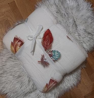 Krznena ćebad 200x200 3300 dinara na lalafo.rs — 1 Krznena ćebad 200x200 3300 dinara — 1