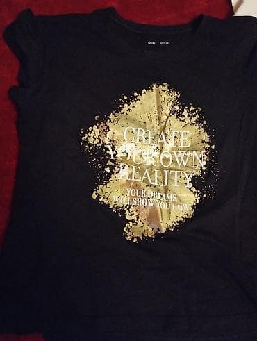 Majice 3komada Vel M imaju elastina nošene po dva puta nove sve tri na lalafo.rs — 2 Majice 3komada Vel M imaju elastina nošene po dva puta nove sve tri — 2