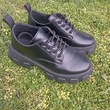 Crne ženske/uni chunky cipele sa platformom - Model: niske vezane na lalafo.rs — 2 Crne ženske/uni chunky cipele sa platformom - Model: niske vezane — 2