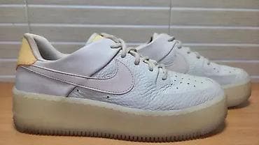 Nike Air Force 1 Sage Low (br.40) patike su u odličnom stanju kao što na lalafo.rs — 2 Nike Air Force 1 Sage Low (br.40) patike su u odličnom stanju kao što — 2