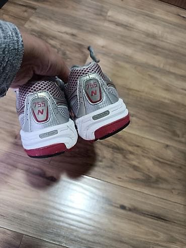 SNIŽENO!!Original New Balance patike br.41. bez nedostataka.!! na lalafo.rs — 3 SNIŽENO!!Original New Balance patike br.41. bez nedostataka.!! — 3