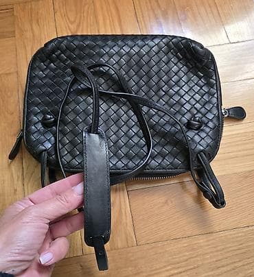 Torba crne boje, prirodna koza. Koža je kao tkana intrecciato na lalafo.rs — 5 Torba crne boje, prirodna koza. Koža je kao tkana intrecciato — 5