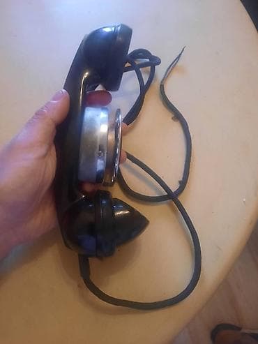 Stara retro ispitna telefonska/bakelitna slusalica - VINTAGE Nepoznato na lalafo.rs Stara retro ispitna telefonska/bakelitna slusalica - VINTAGE Nepoznato