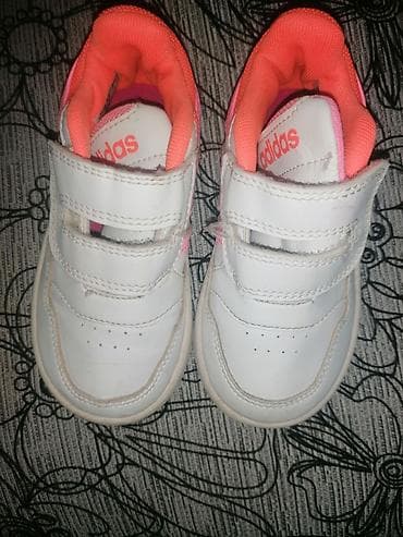 Adidas patike za devojcice vel.24, unutrasnje gaziste 15 cm u odlicnom na lalafo.rs — 1 Adidas patike za devojcice vel.24, unutrasnje gaziste 15 cm u odlicnom — 1