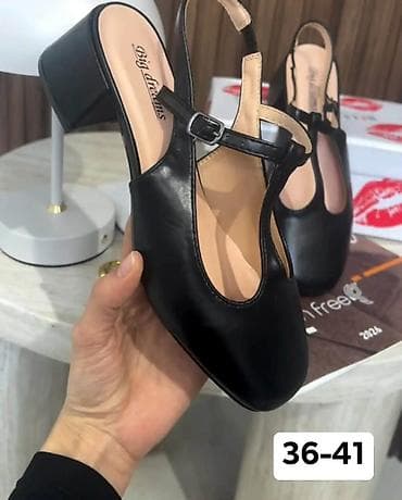 Ženske sandale sa T-remenom i blok petom “Big Dreams” - Model na lalafo.rs — 2 Ženske sandale sa T-remenom i blok petom “Big Dreams” - Model — 2