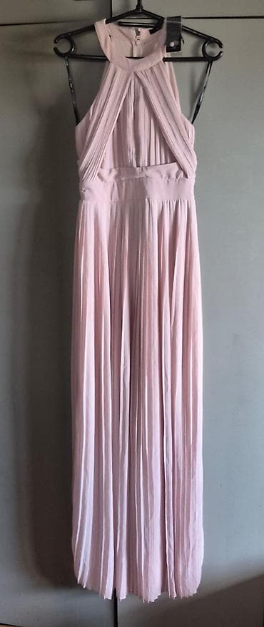 Nova haljina TFNC London sa etiketom S at lalafo.rs Nova haljina TFNC London sa etiketom S