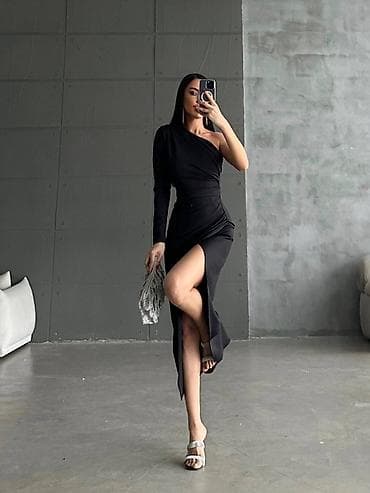 divide haljina tunika: 🌟Elegantna crna asimetrična haljina na jedno rame.
🔥Top cena 2000 din🔝 at lalafo.rs — 5 divide haljina tunika: 🌟Elegantna crna asimetrična haljina na jedno rame.
🔥Top cena 2000 din🔝 — 5