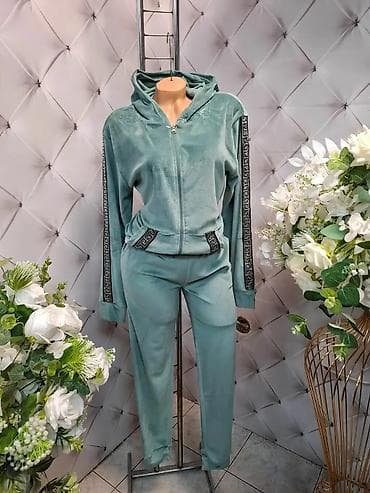 Ženski komplet trenerke od mekane somot/velur tkanine. Više veličina at lalafo.rs — 4 Ženski komplet trenerke od mekane somot/velur tkanine. Više veličina — 4