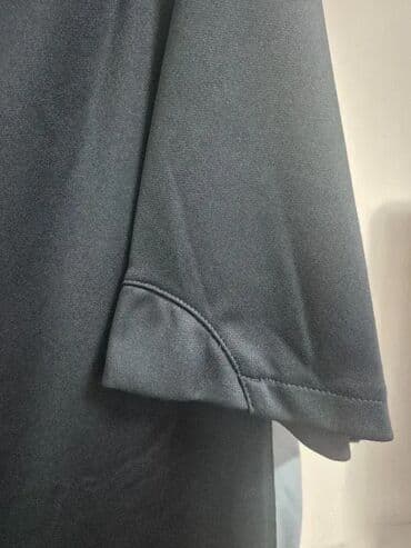 Majice: Nike 90 majica u odličnom stanju. Veličina XL. Ramena 60cm, poluobim na lalafo.rs Majice: Nike 90 majica u odličnom stanju. Veličina XL. Ramena 60cm, poluobim
