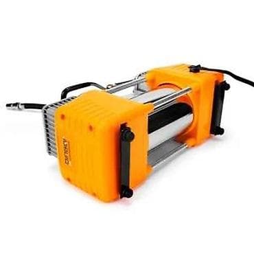 Air Compressors: Prenosivi dvoklipni auto kompresor sa manometrom - Snaga: 180 W at lalafo.rs — 5 Air Compressors: Prenosivi dvoklipni auto kompresor sa manometrom - Snaga: 180 W — 5