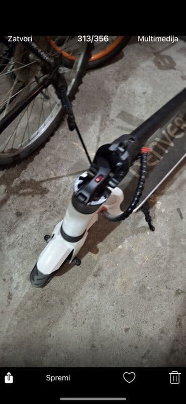 Električni trotinet DENVER – gradski model sa sklopivim mehanizmom na lalafo.rs Električni trotinet DENVER – gradski model sa sklopivim mehanizmom