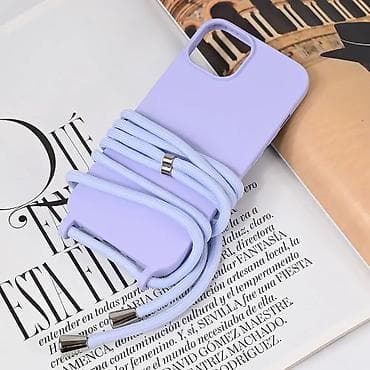 Crossbody mekana torbica sa podesivom uzicom. Podesiva uzica za na lalafo.rs Crossbody mekana torbica sa podesivom uzicom. Podesiva uzica za
