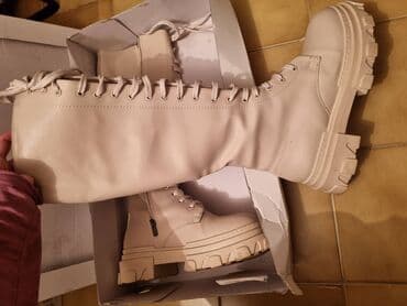 Čizme, 38 na lalafo.rs Čizme, 38