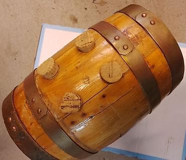 Other garden items: Drvena bačvica na postolju sa dva bakarna slavina - Materijal: puno at lalafo.rs — 7 Other garden items: Drvena bačvica na postolju sa dva bakarna slavina - Materijal: puno — 7