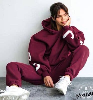 Ženski komplet trenerke “CHICAGO” - Dvodijelni set: dukserica sa na lalafo.rs Ženski komplet trenerke “CHICAGO” - Dvodijelni set: dukserica sa