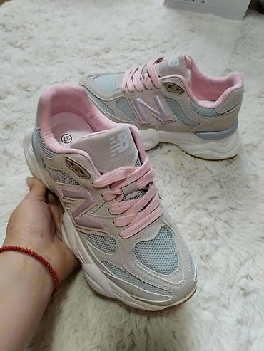 Uzivo slike
37-39-39-40-41 at lalafo.rs — 3 Uzivo slike
37-39-39-40-41 — 3