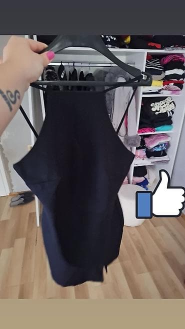 Crna mini haljina na tanke bretele - Klasičan kroj sa uskim bretelama na lalafo.rs Crna mini haljina na tanke bretele - Klasičan kroj sa uskim bretelama